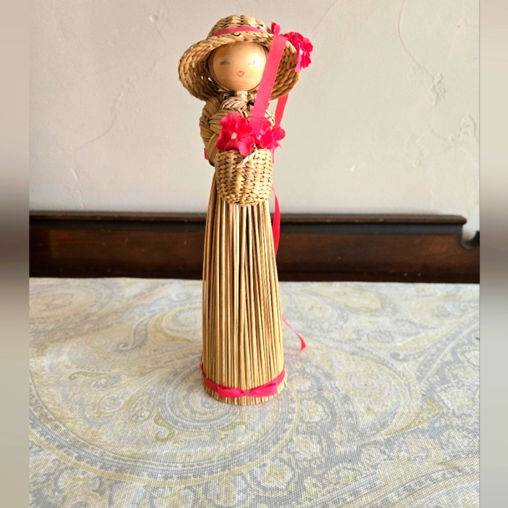 VINTAGE STRAW DOLL MADE IN KOREA